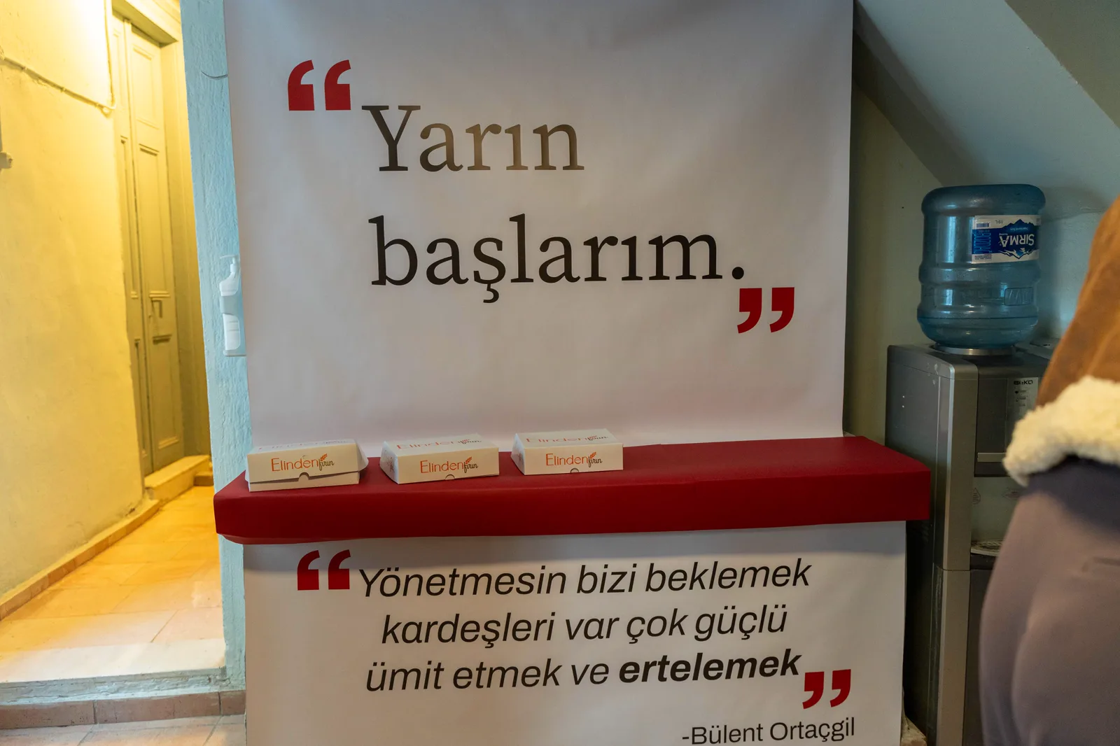 Ertelemek Sergisi'nden görsel 1